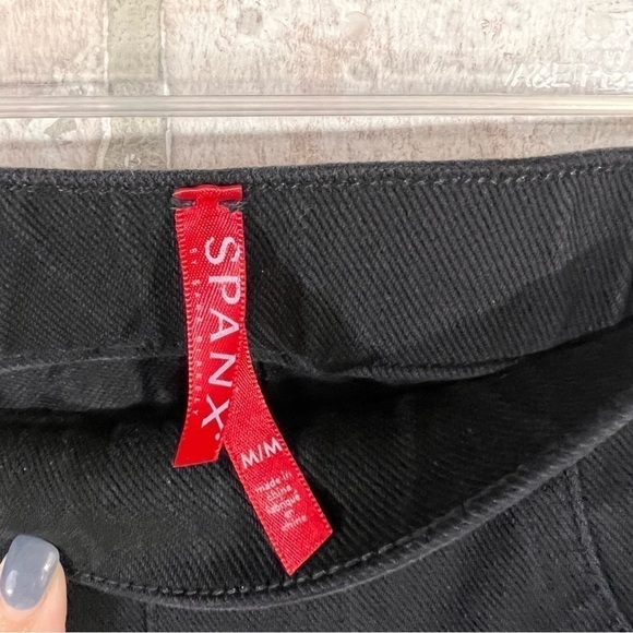 SPANX Jeanish Ankle Leggings in Black Size M - Picture 9 of 10